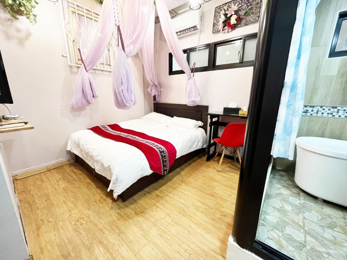 Woju Homestay Tainan Exterior foto