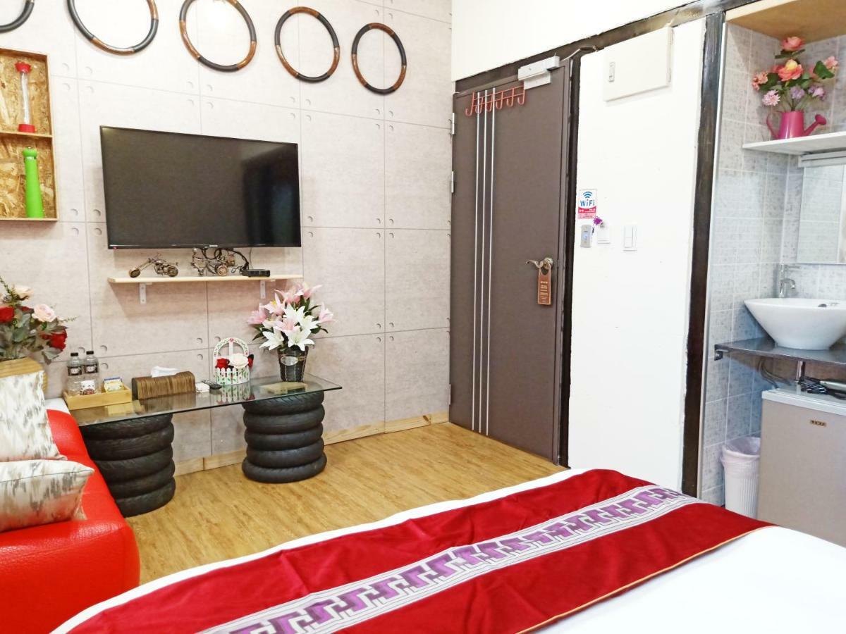 Woju Homestay Tainan Exterior foto