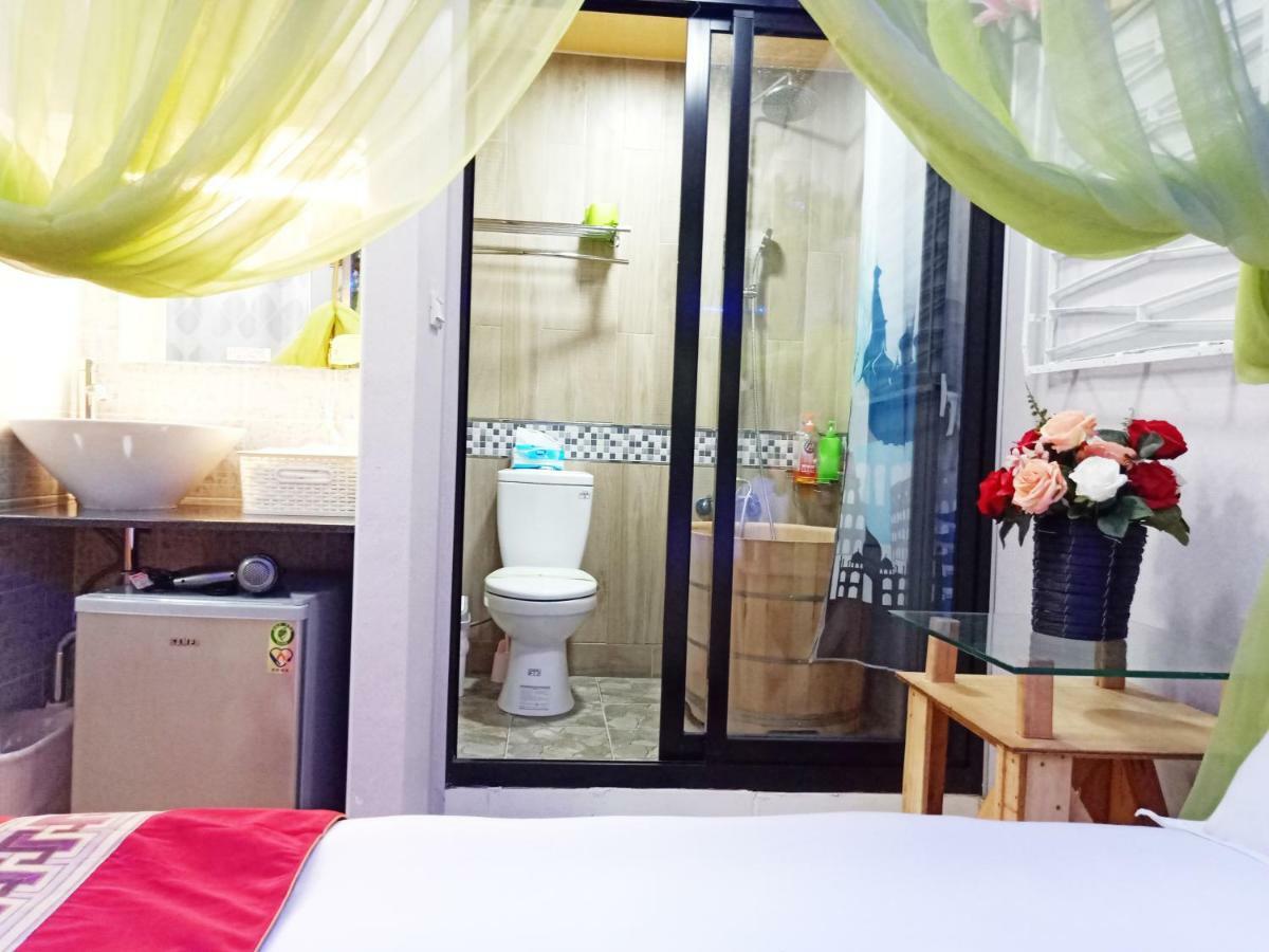 Woju Homestay Tainan Exterior foto